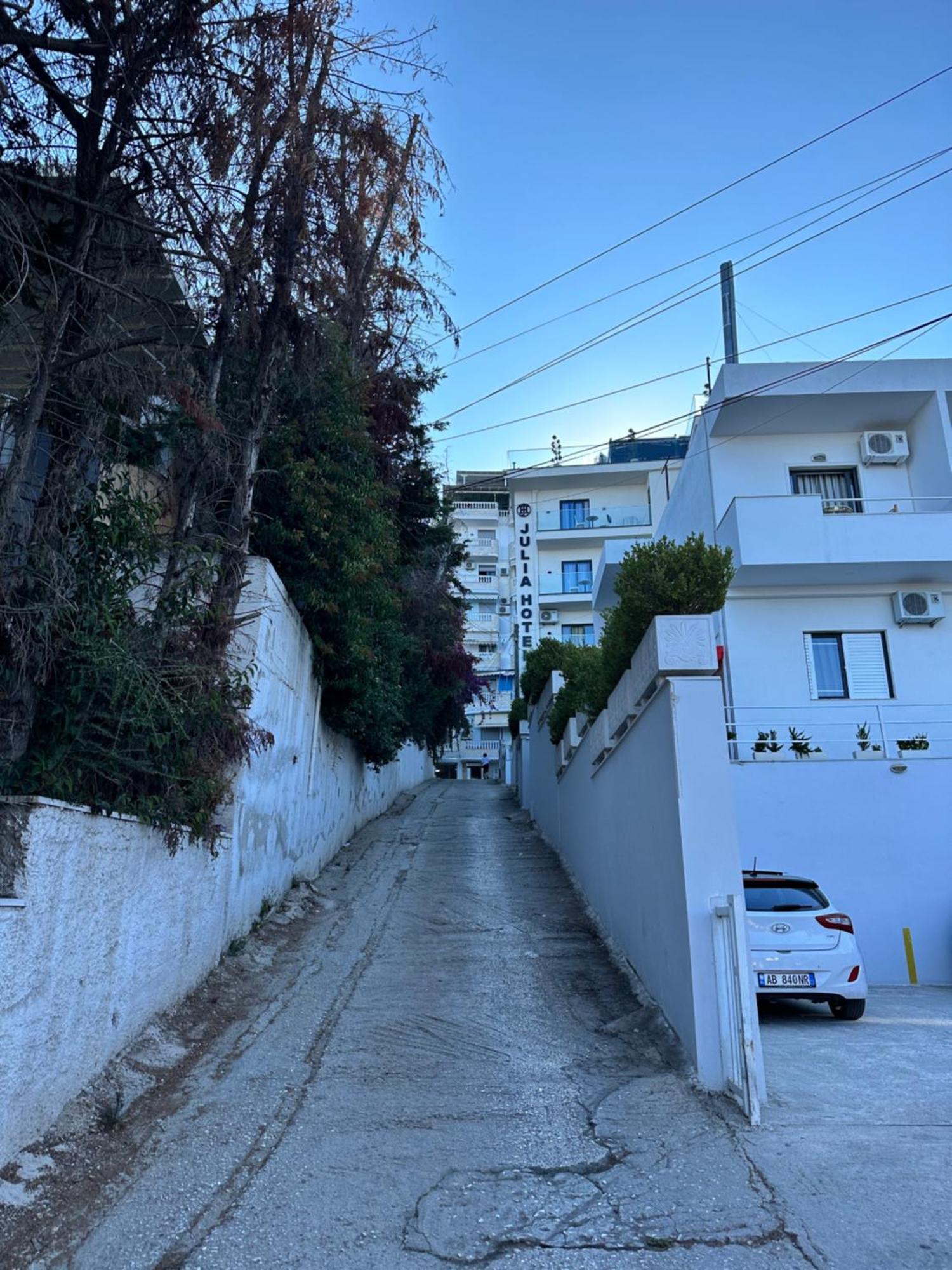 Ferienwohnung Taurasi Red Saranda Exterior foto